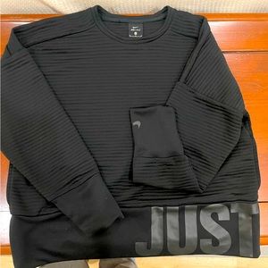 NIKE crewneck
